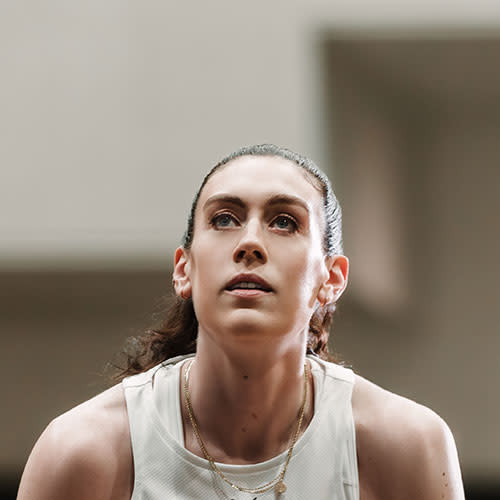 Visual Breanna Stewart headshot