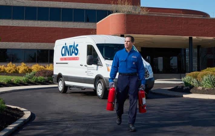 cintas lifestyle 2