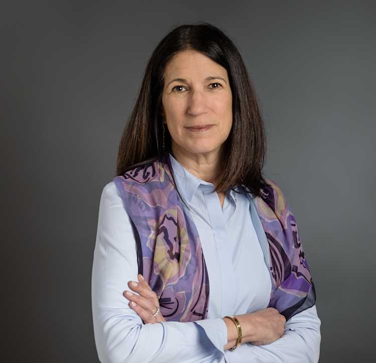 SueTobiasImage