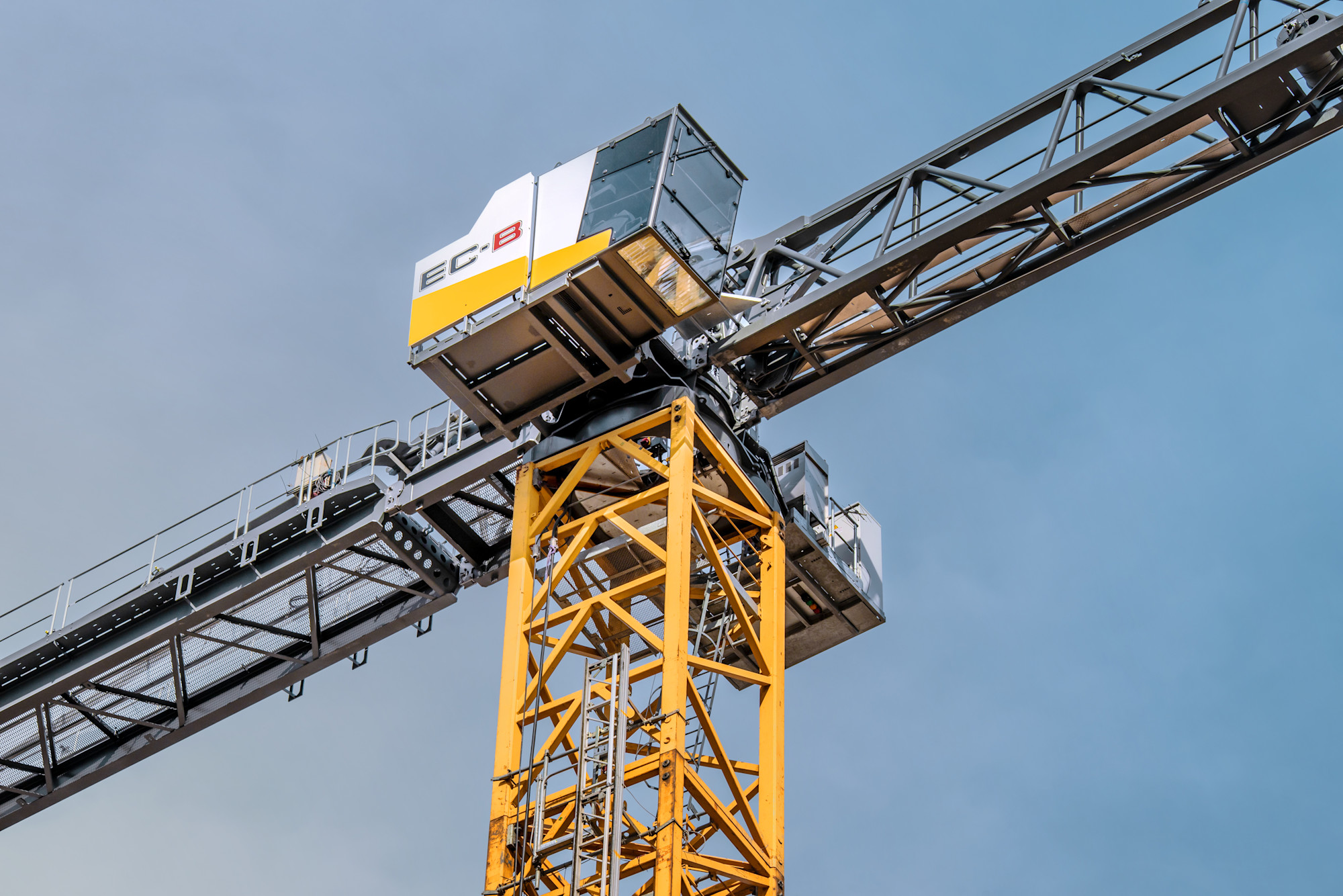 updesignstudio-productdesign-liebherrkrane-highlight BG_15050_470EC-B_Carlsbergbyen_Kopenhagen_Dänemark_2022-Print Kopie2.jpg