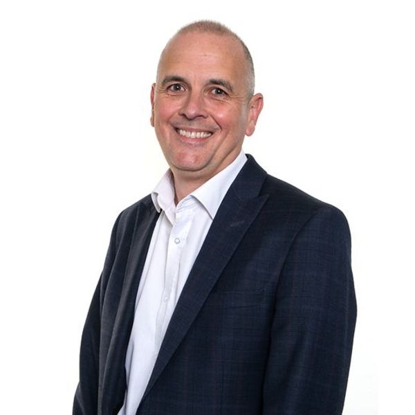 Paul Lewis