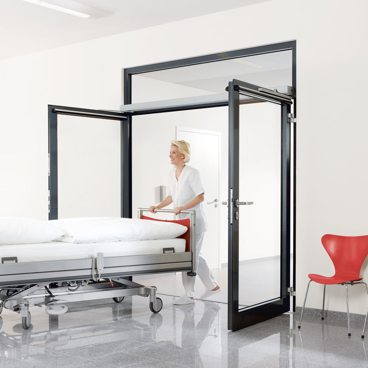 ed-100-053521-hospital-1200x1200-uk-jpg-image-slider-product-image-slider-zoom-min-jpg