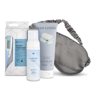 Febertermometer, rengöringsmousse för ansiktet, body lotion och en ögonmask från Kronans Apoteks egna varumärke.