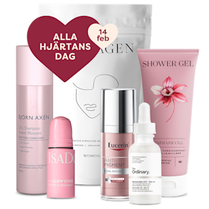 Sju produkter ståendes tillsammans: Björn Axén Dry Shampoo Sweet Blossom, IsaDora Glow Stick Dewy & Radiant, Eucerin Anti-Pigment Dual Serum, The Ordinary Niacinamide 10% + Zinc 1%, Womensync Collagen, duschgel med blommotiv och ansiktsprodukt. Hjärtformad grafik med texten ”Alla hjärtans dag 14 feb".