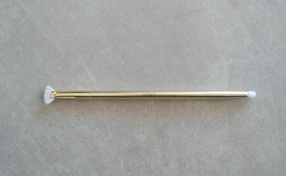 gold lash brush