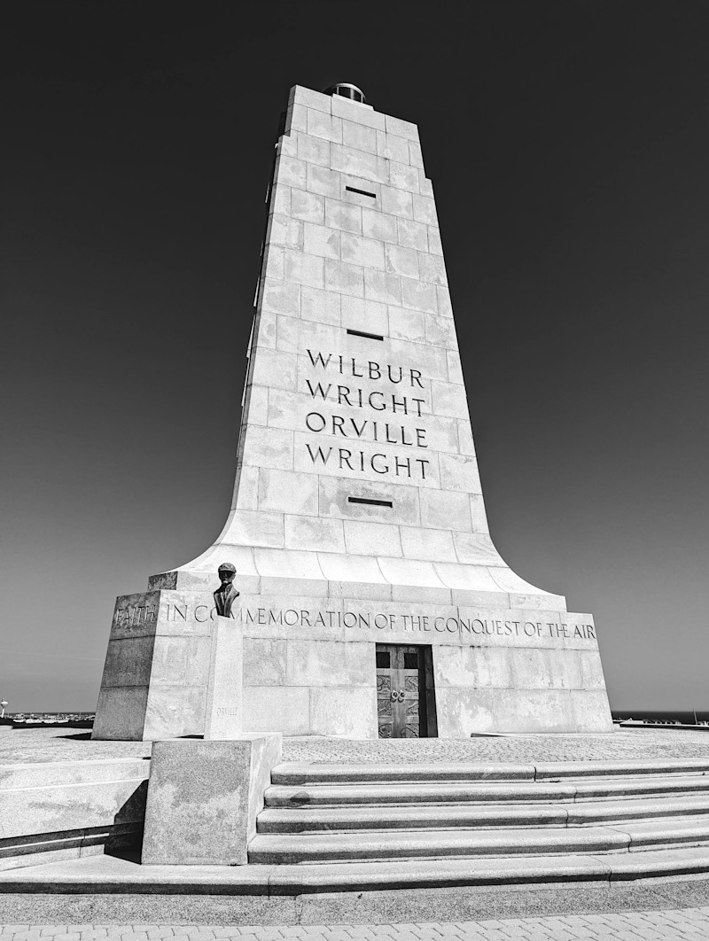 Monument to the Wright Brothers