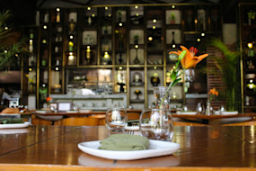 Restaurant table set up