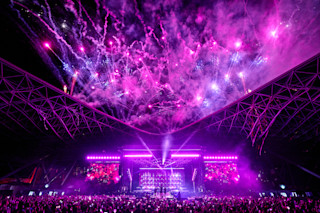 Black Pink in Abu Dhabi with pink fireworks