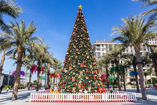 Christmas tree in Dubai