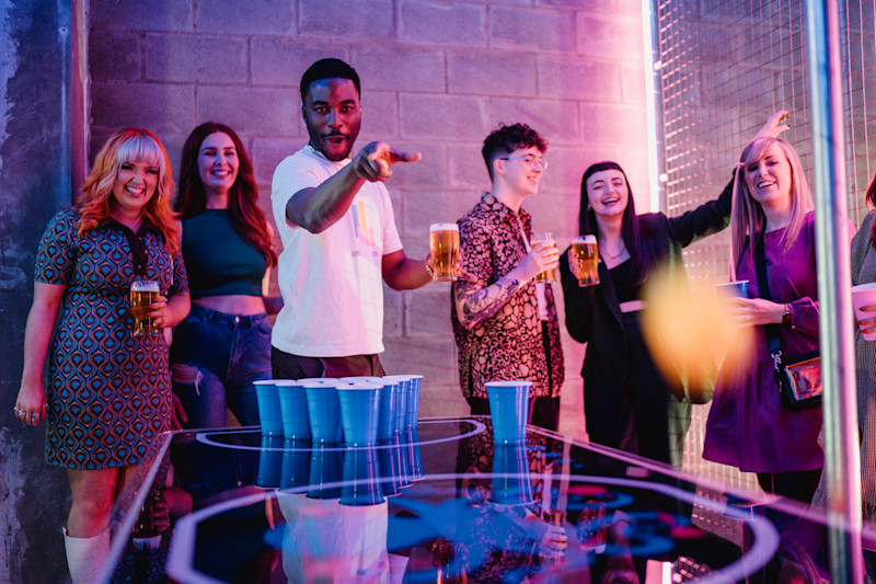 Boom Battle Bar beer pong