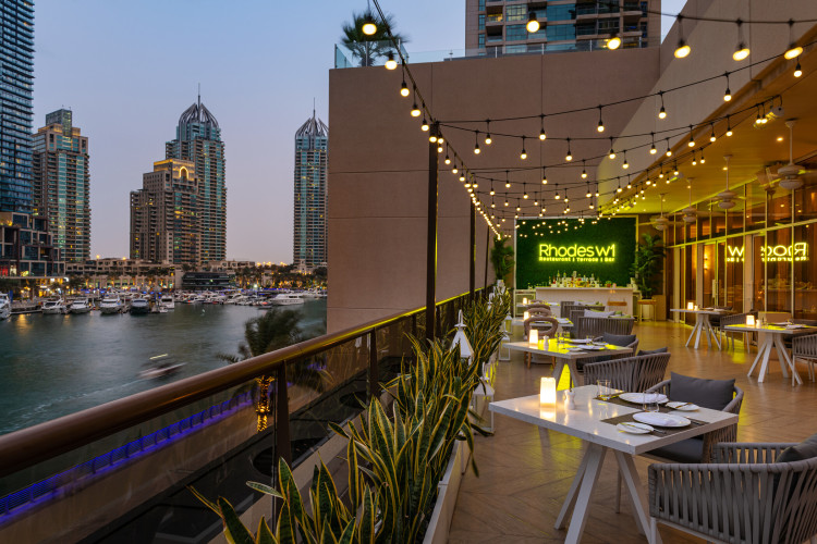 Rhodes W1 - Outdoor Dining - The Grosvenor House Dubai