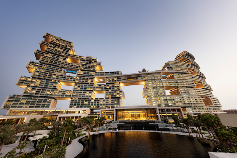 Atlantis the Royal Dusk shot