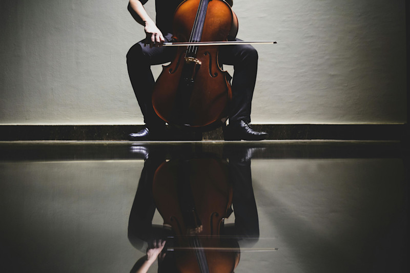 Cello player
