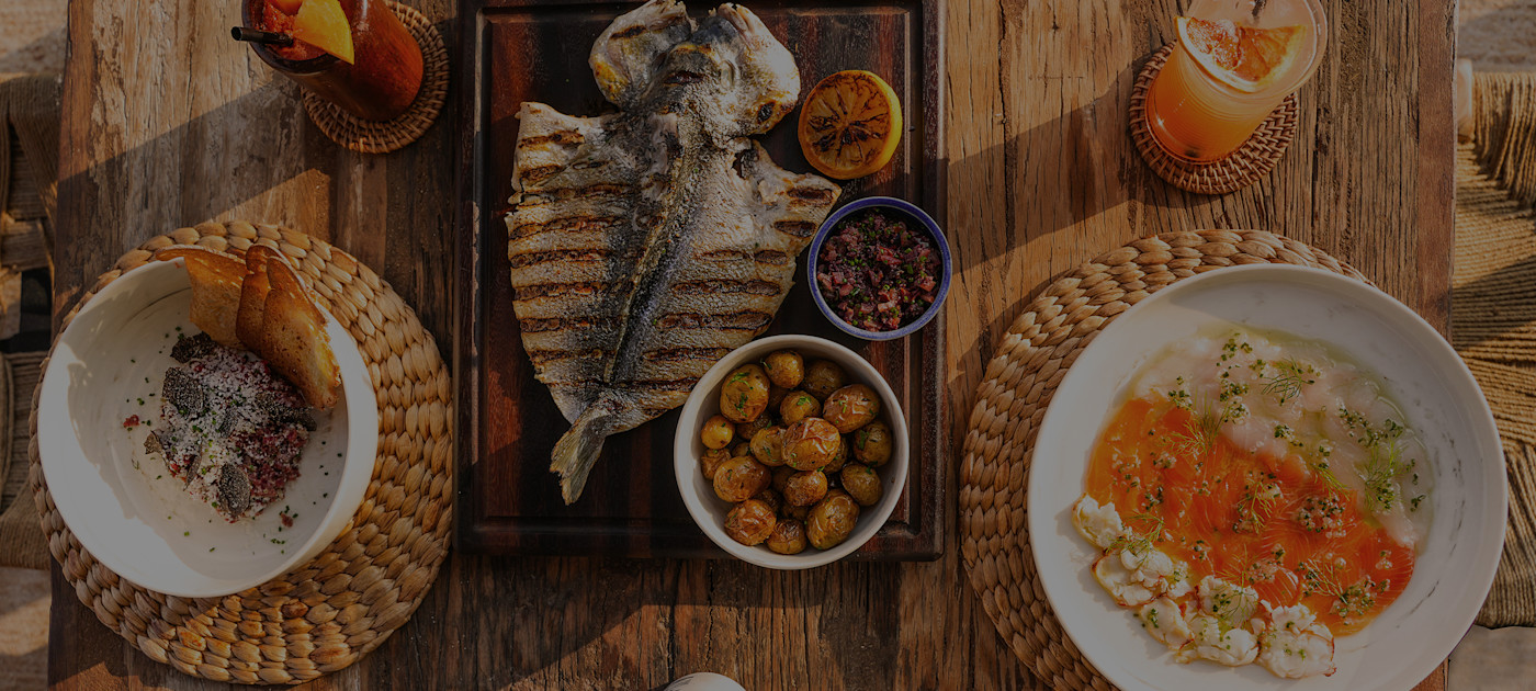 Laguna Beach Taverna & Lounge Dark