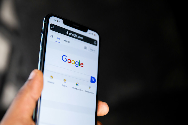 Googling on a smartphone