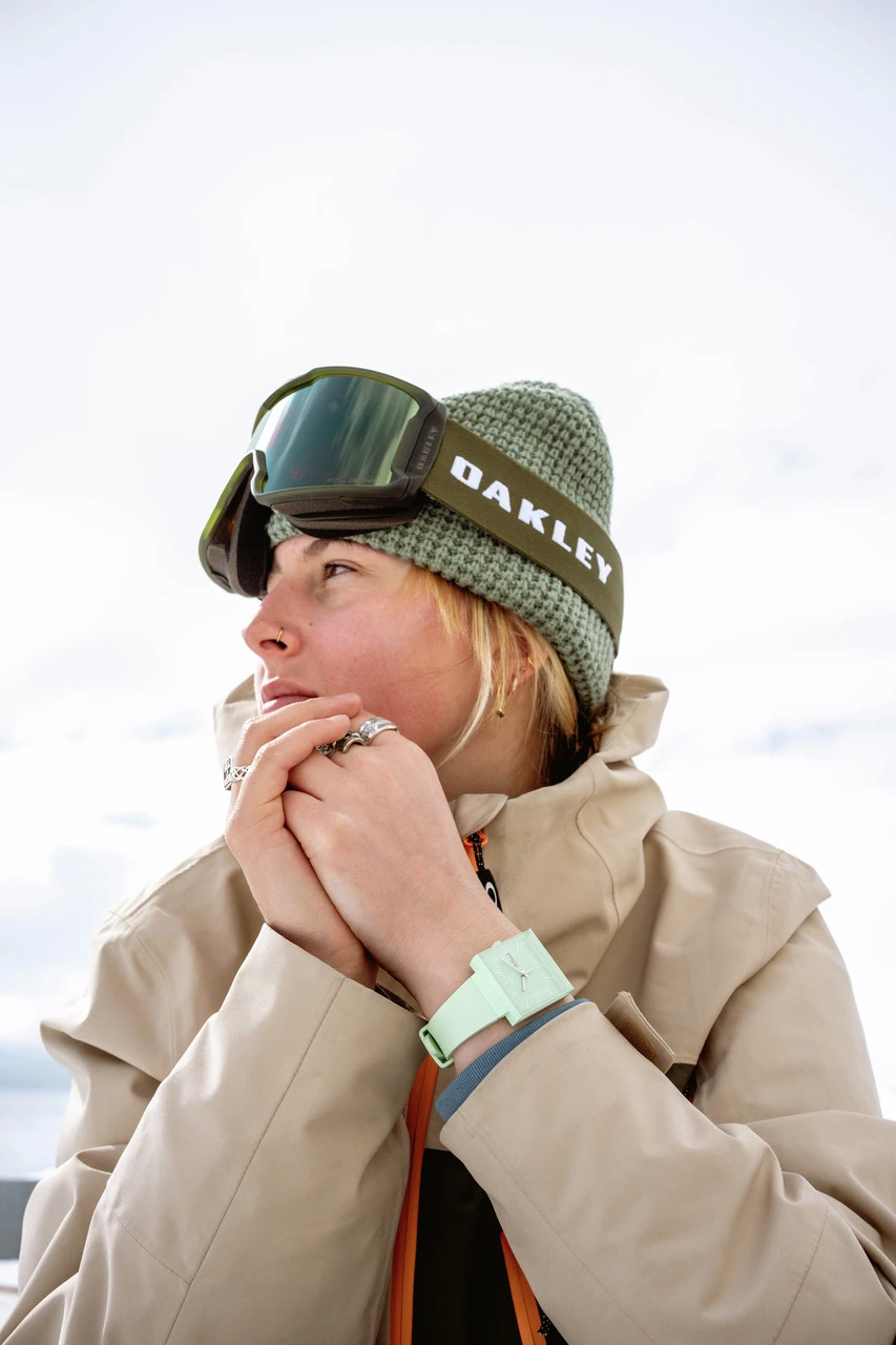 Snowboard star Mia Brookes joins Swatch Proteam! Swatch Ltd