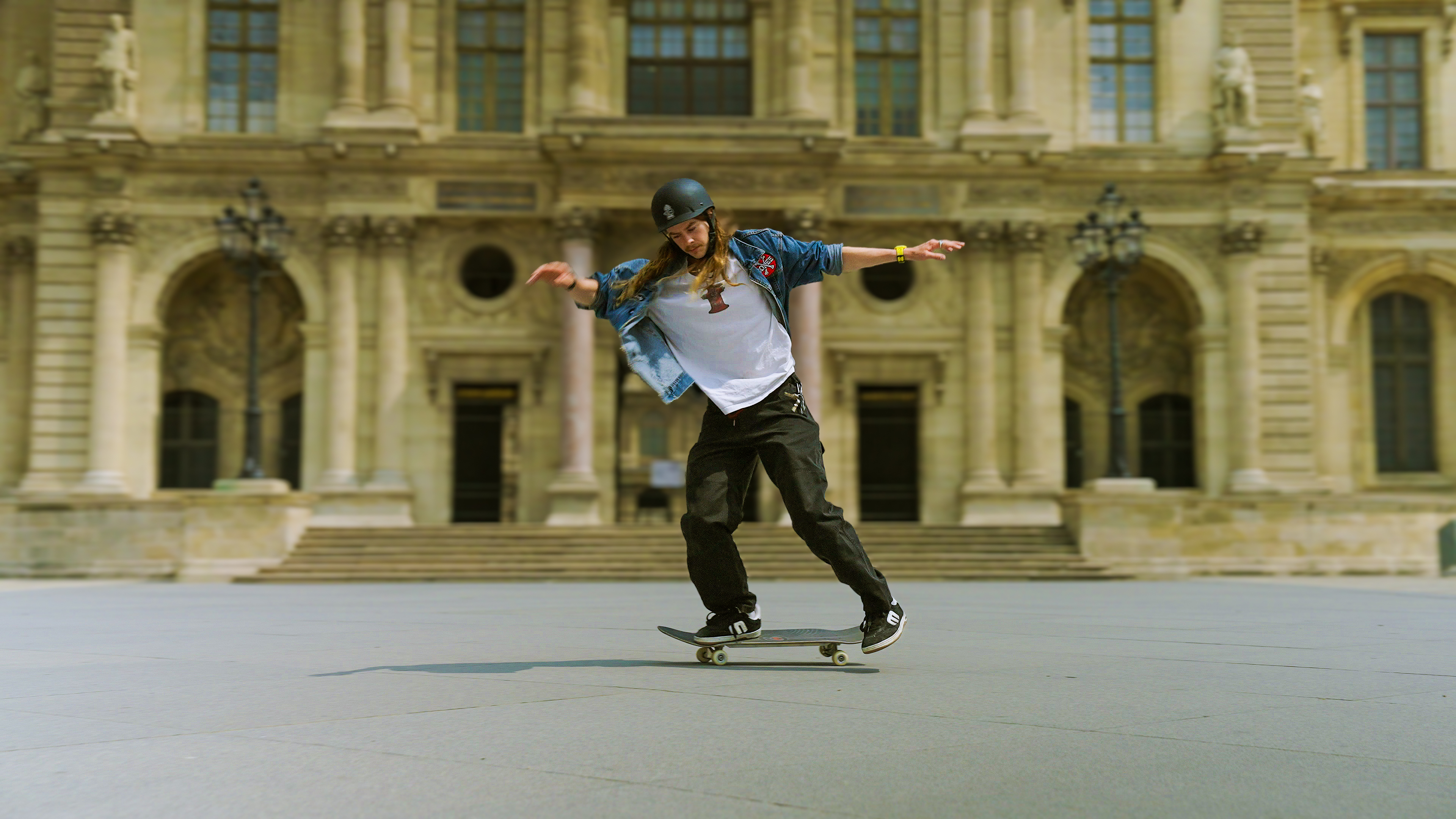 ANDY ANDERSON CARVES A CINEMATIC PATH IN THE SHAPE OF PARIS