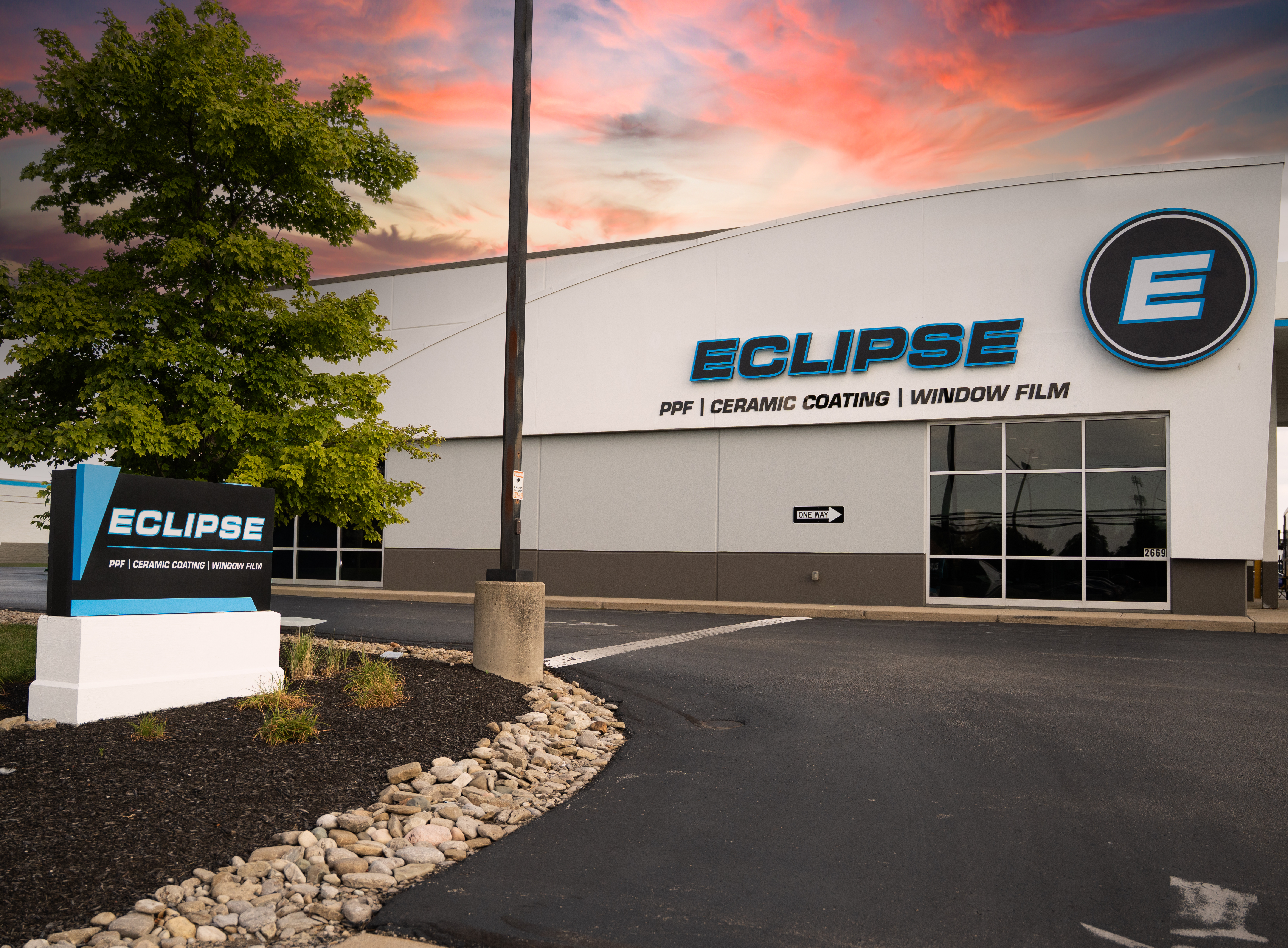 2,500+ Five-Star Reviews. 25+ Years. What Makes Eclipse Cincinnati's Choice for Window Tinting?