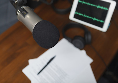 【男性編】声優の声が超長時間聴ける!江口拓也、梶裕貴、小野賢章など人気声優が朗読するオーディオブックまとめパート1