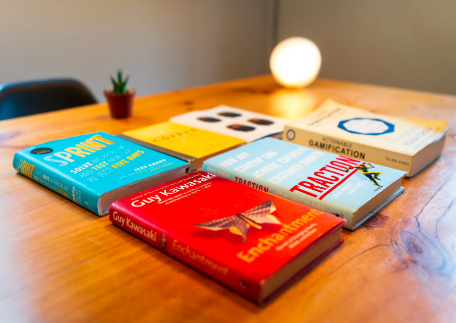 【オーディオブックで聴くビジネス書ランキングTOP10】読んで稼ぐから聴いて稼ぐ時代へ