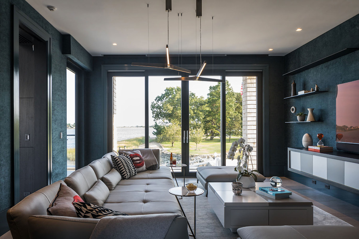 Sorpetaler-wooden-lift-and-slide-door-Willowmere