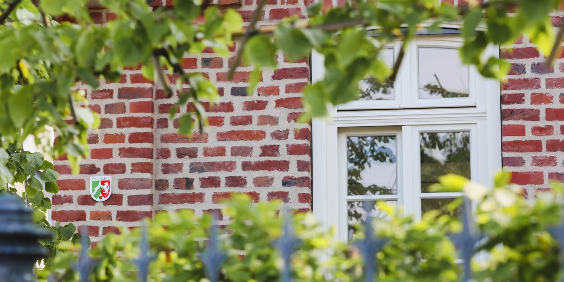 Our heart beats for old buildings.