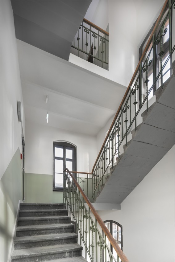 Sorpetaler-Denkmalfenster Alte-Post-Giessen-weissbraeuhaus