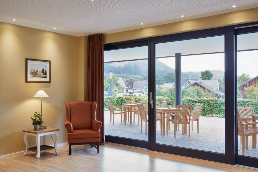 Sorpetaler-Terrassentueren-WohnGut-Saalhausen-14