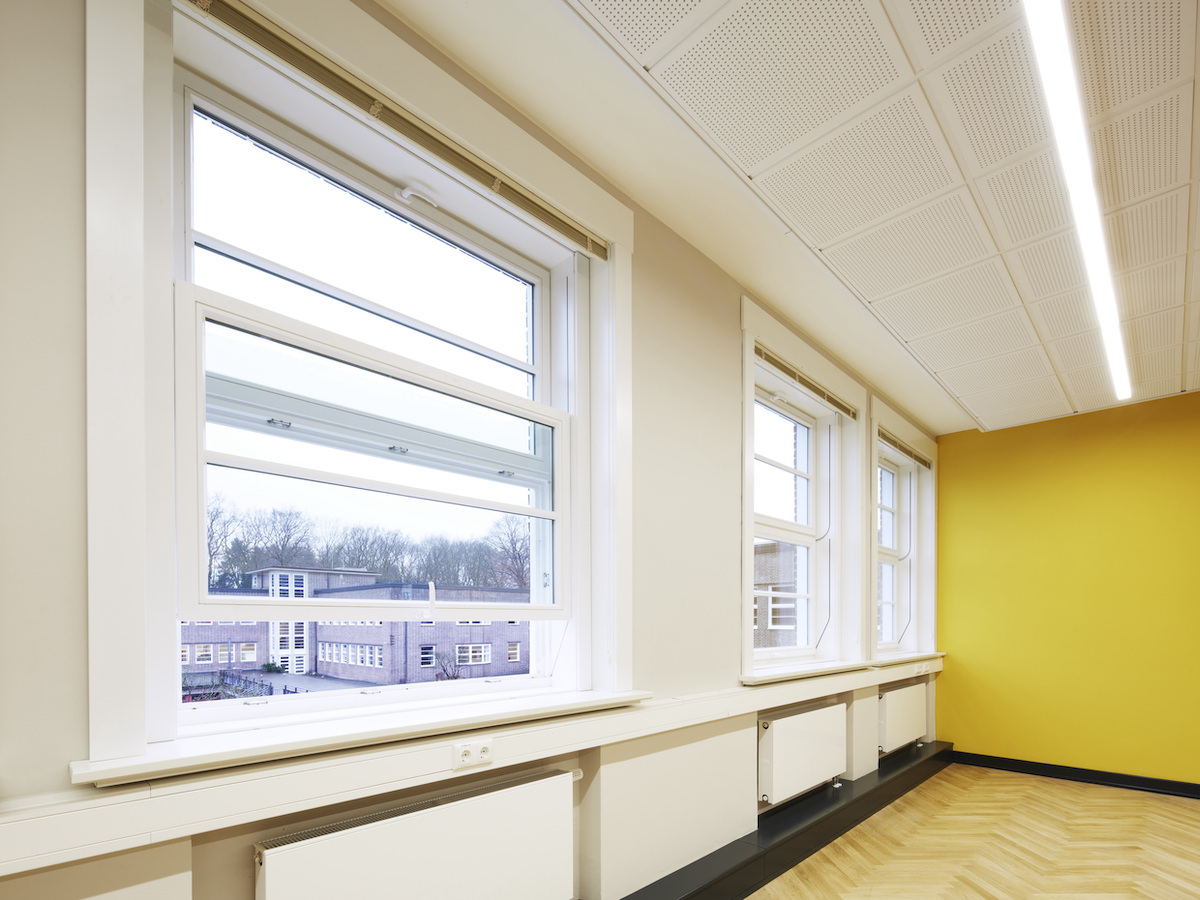 Walddoerfer-Gymnasium Vertikalschiebefenster-historisch