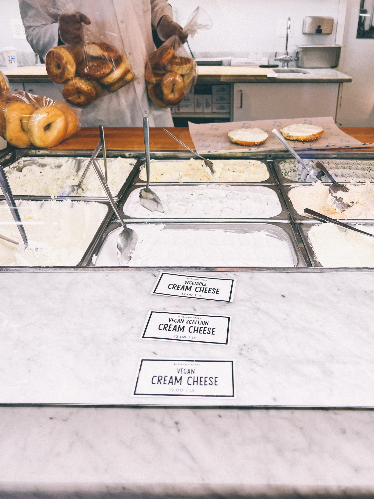 russ-and-daughters-10