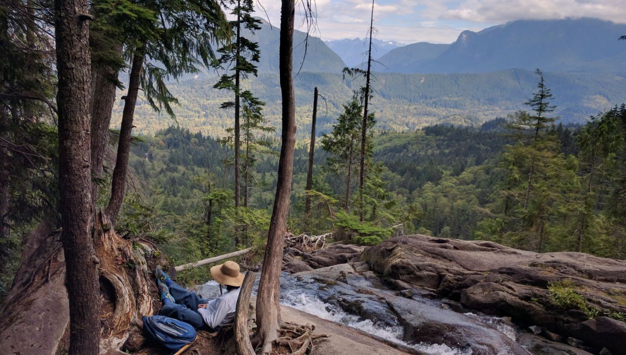 Lake Serene trail