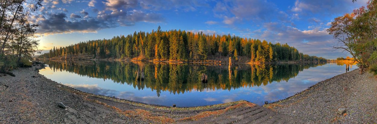 Riverside State Park panoramic view