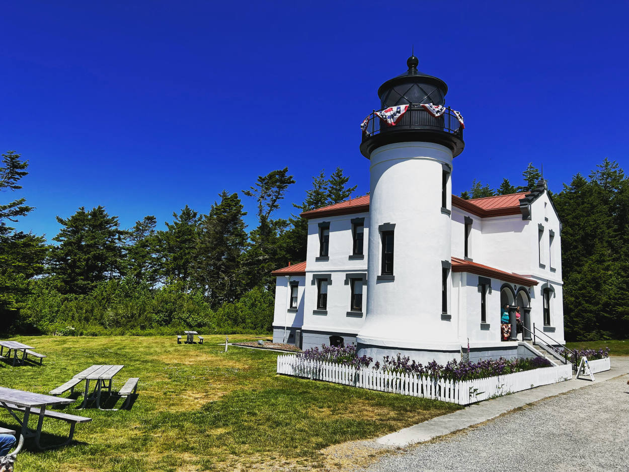 View of Admiralty Lighthouse