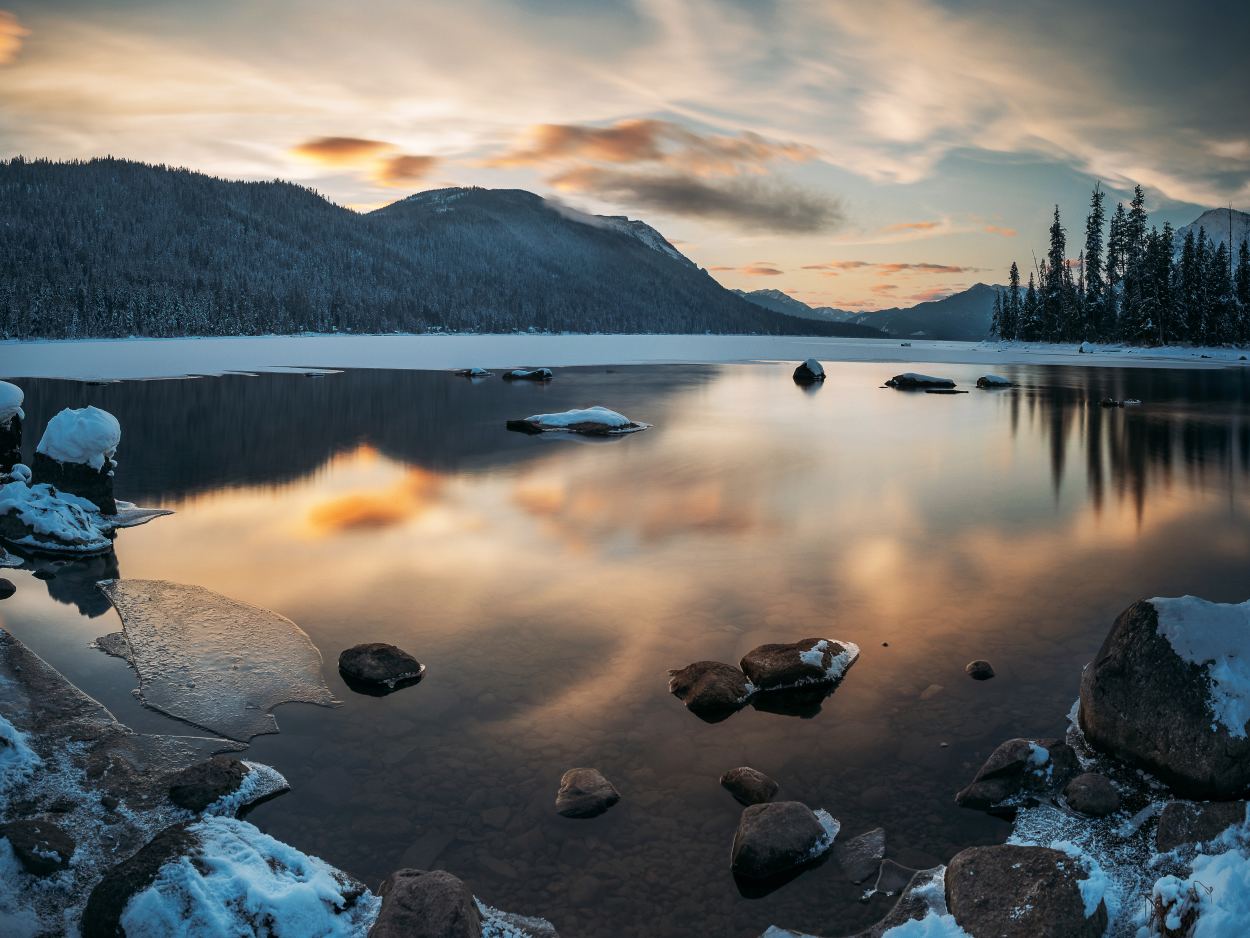 Lake Wenatchee with snow