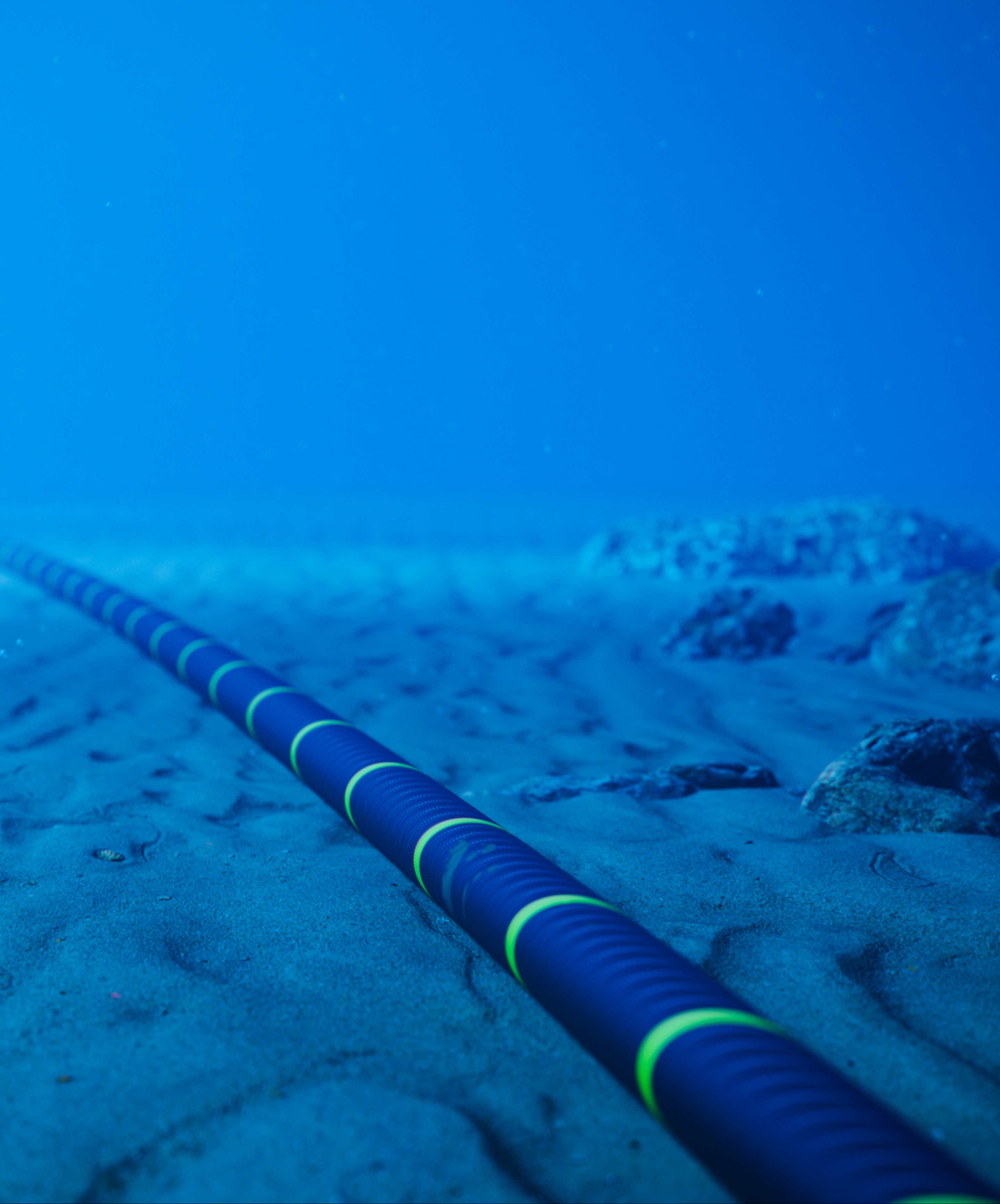 Submarine communication cables