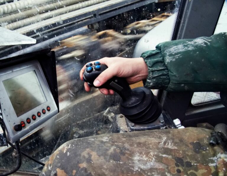 construction-joystick