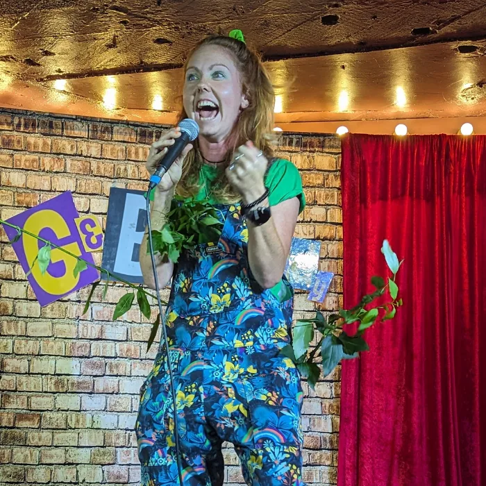 Viki-standup-gbcomedy Comedian Viki Jackson on stage