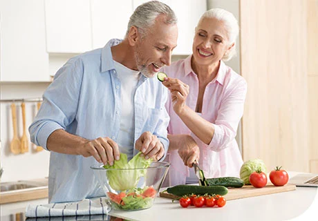 Mangiare con la dentiera significa mangiare senza preoccupazioni