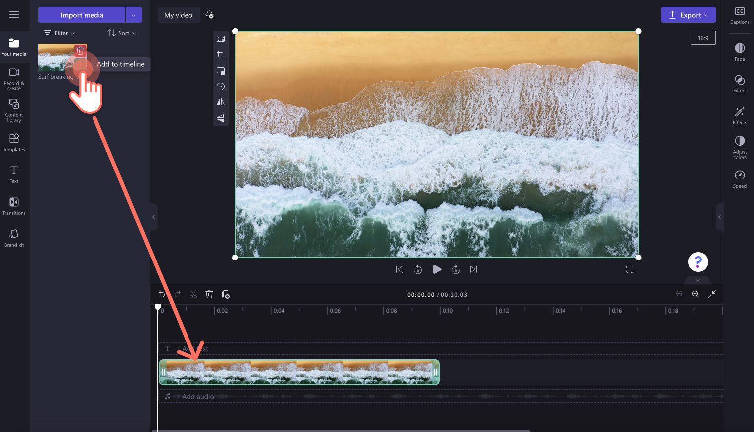 Image d’un utilisateur effectuant un glisser-déplacer d’une vidéo sur la chronologie.