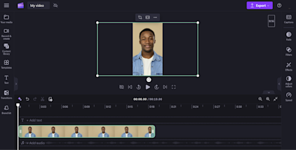 Hình ảnh video trong Clipchamp đã được thay đổi theo tỷ lệ khung hình mới.