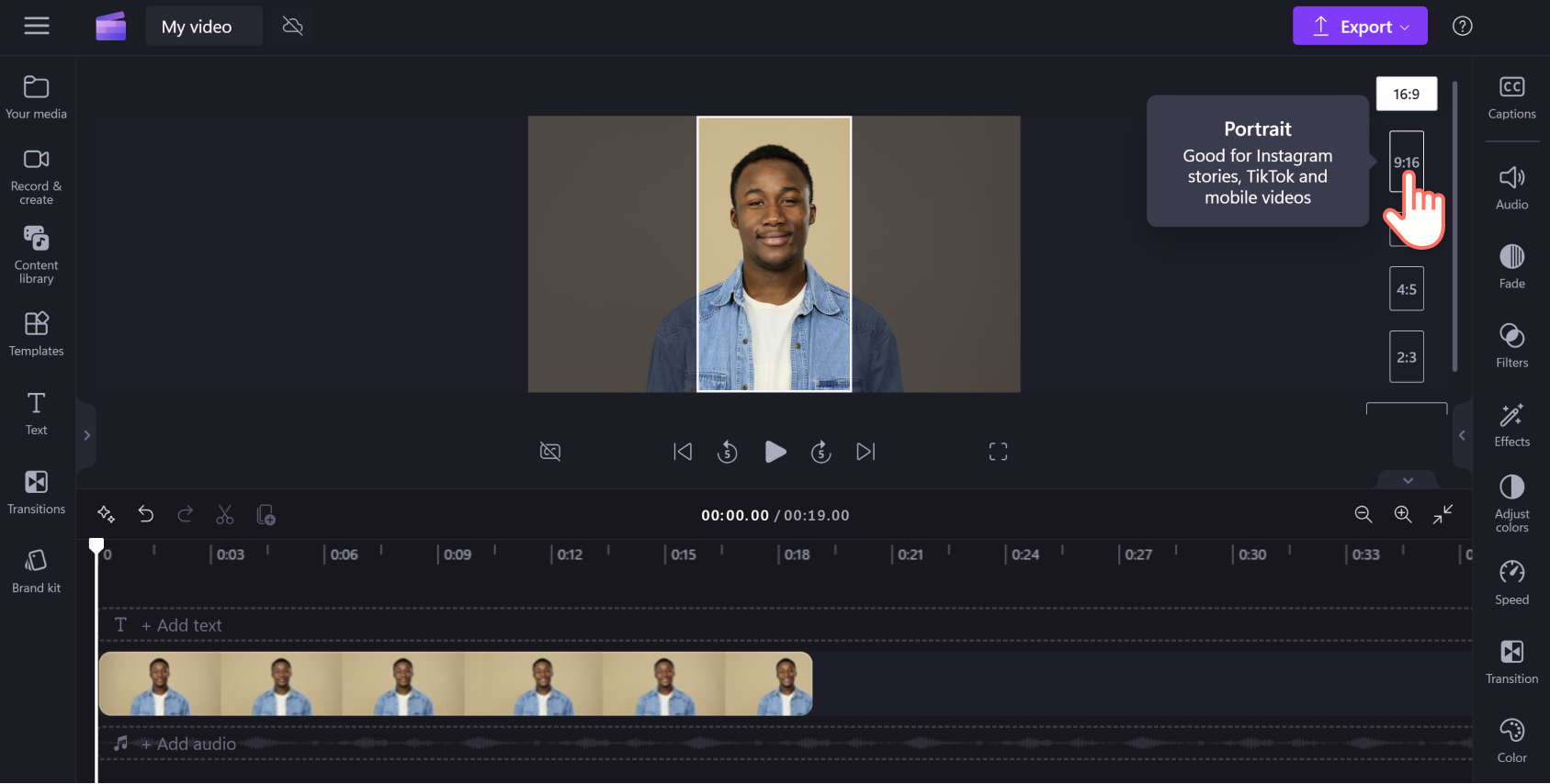 An image of a Clipchamp user previewing the different preset aspect ratio options.