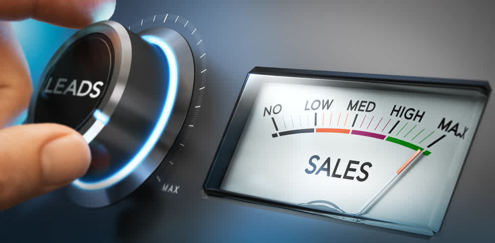 Hand turning a knob to set number of leads to maximum - How to Create Leads Online Using Video for Sales Outreach - Clipchamp Blog