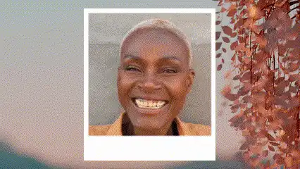 GIF przedstawiający nakładkę z ramką w programie Clipchamp.