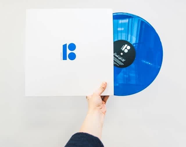 music-marketing-blue-vinyl