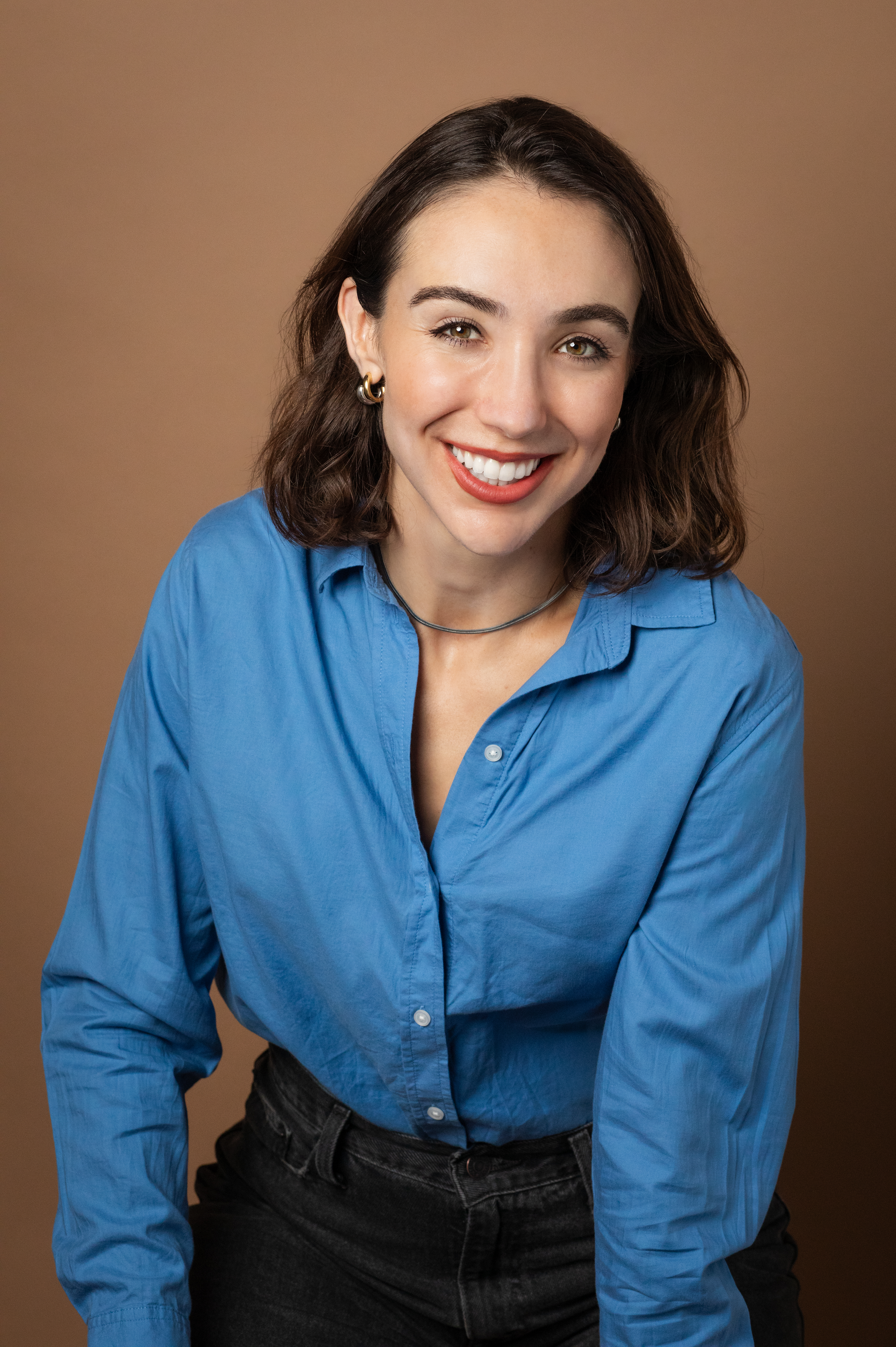 Portrait photo of Sarabeth