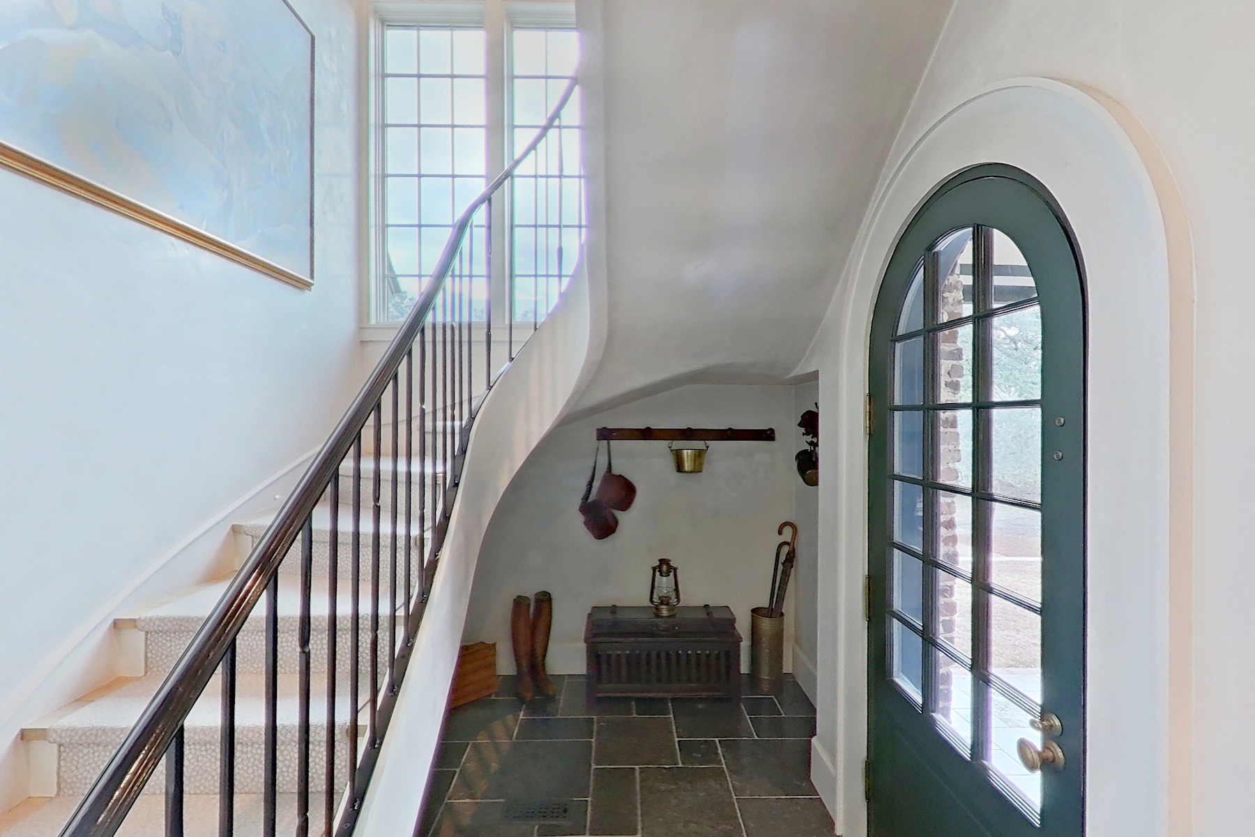 img 014 (23)stairs going up