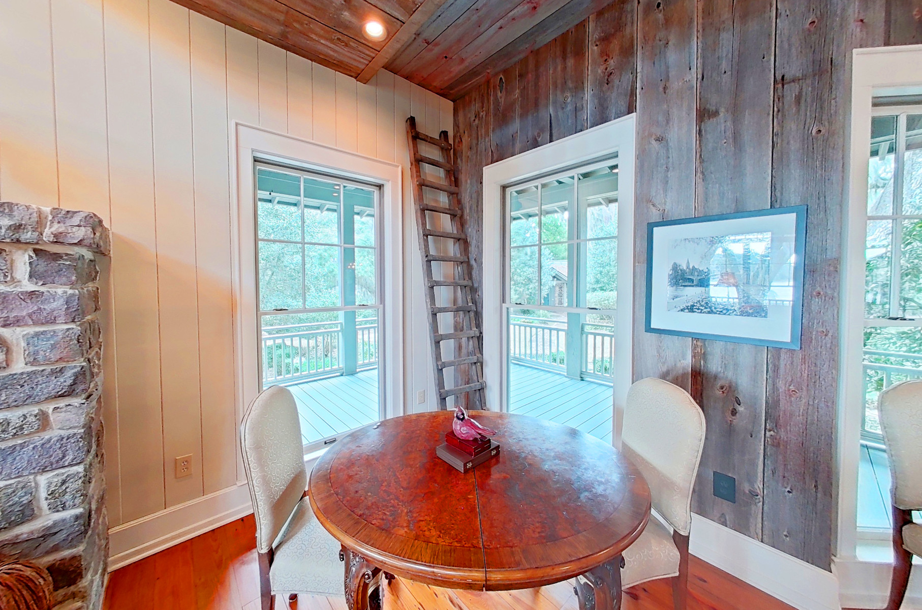 img 022 (22) 2 chairs and table with ladder