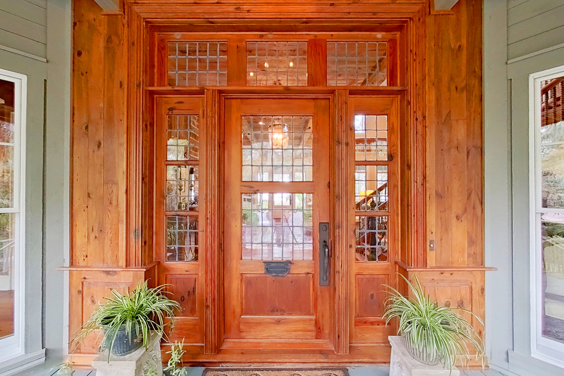 img 017 (30) front door