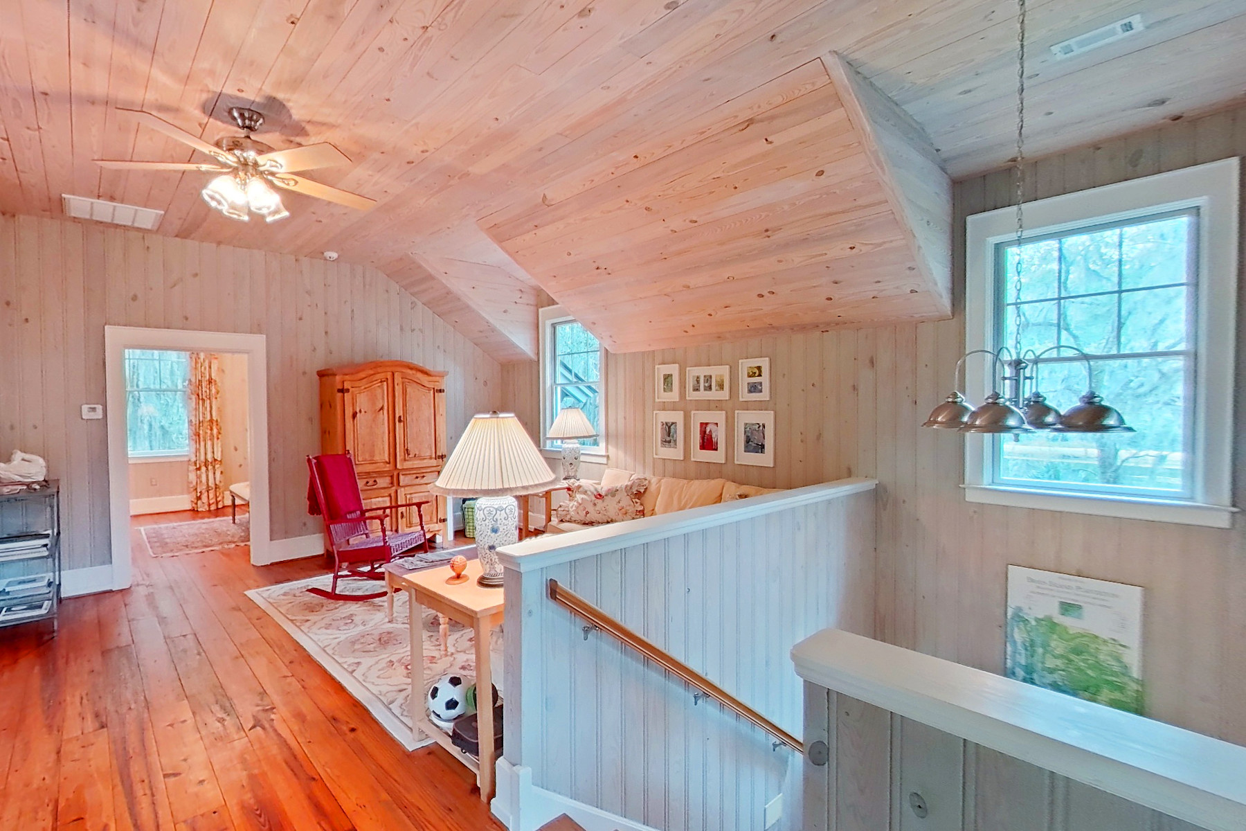 img 052 (2) guest house?