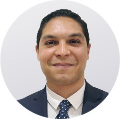 Headshot of Hamza Oueslati.